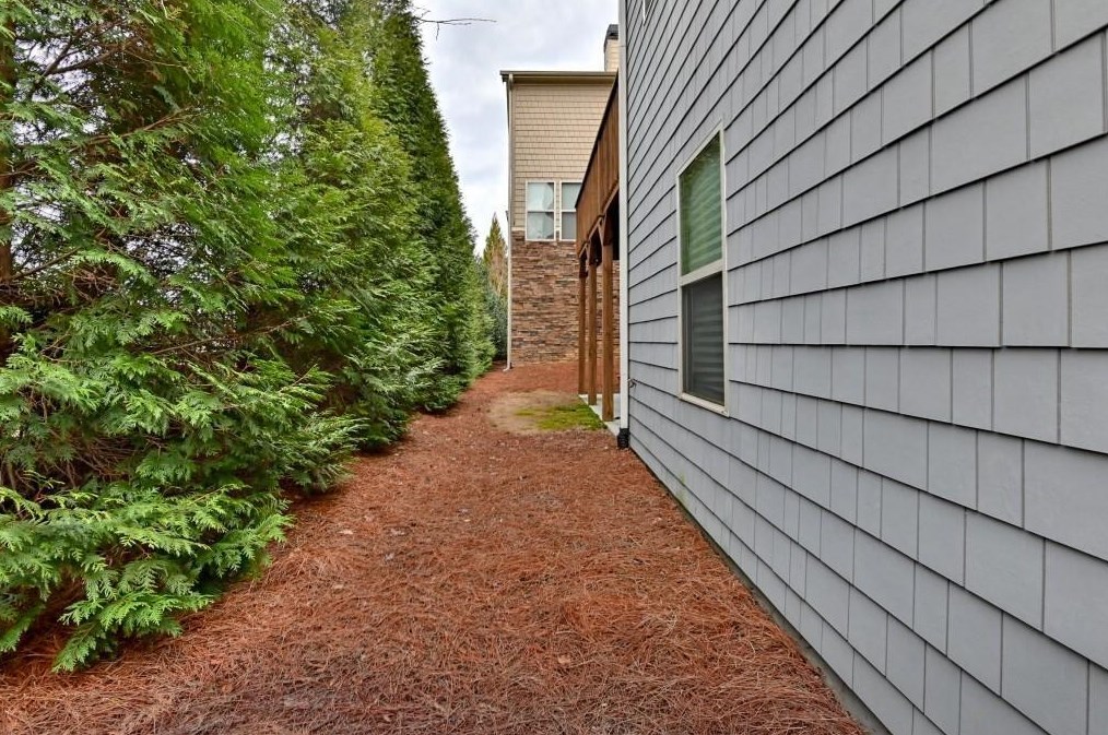 4312 Jameson Ln, Smyrna GA  30082-2506 exterior