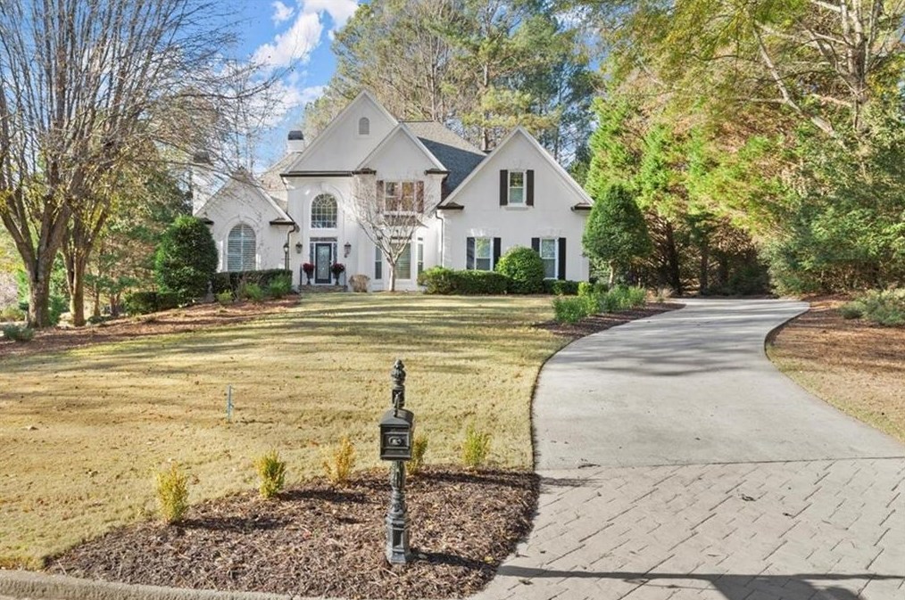 710 Hampton Trace Ln, Alpharetta, GA 30004-3077