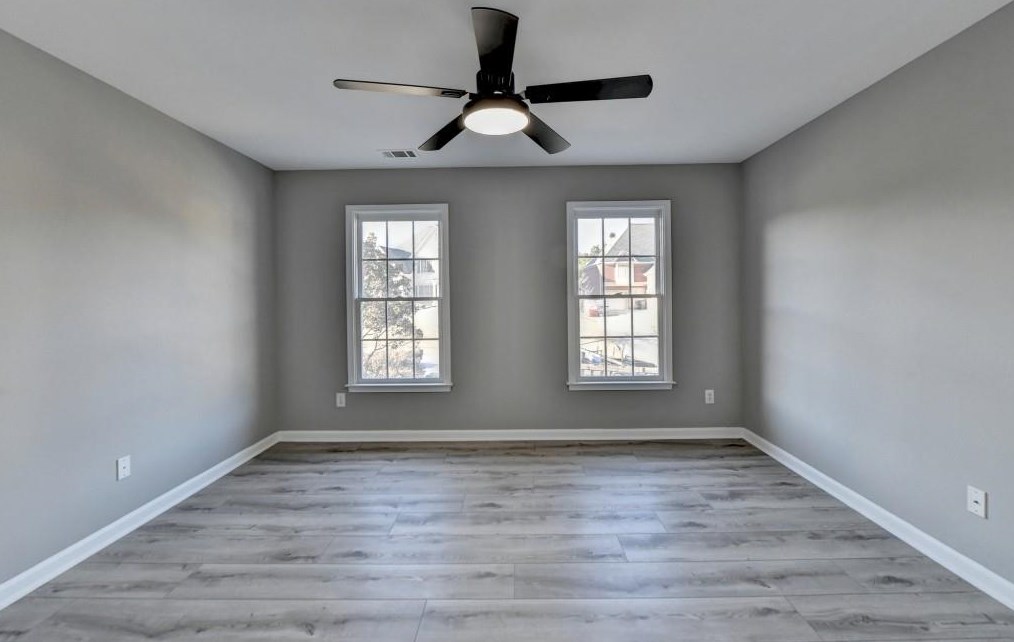 2184 Huntcrest Way, Lawrenceville GA 30043-8126 exterior