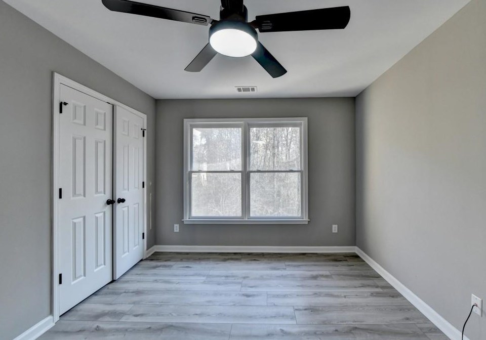 2184 Huntcrest Way, Lawrenceville GA 30043-8126 exterior