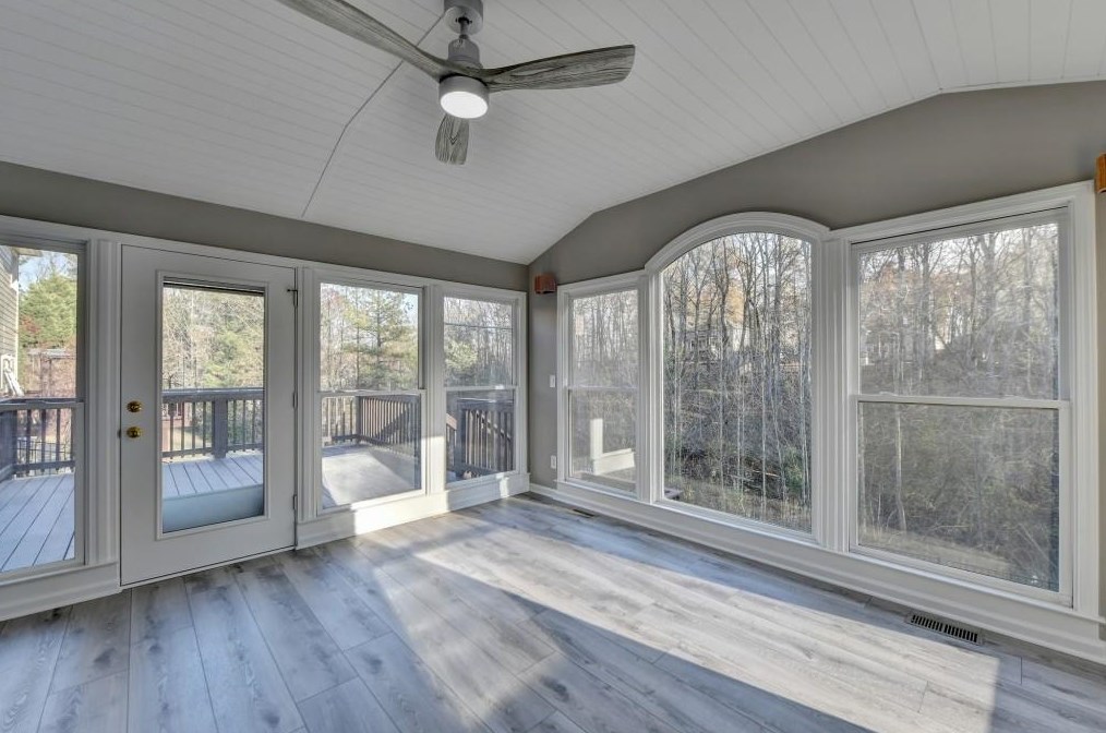 2184 Huntcrest Way, Lawrenceville GA 30043-8126 exterior