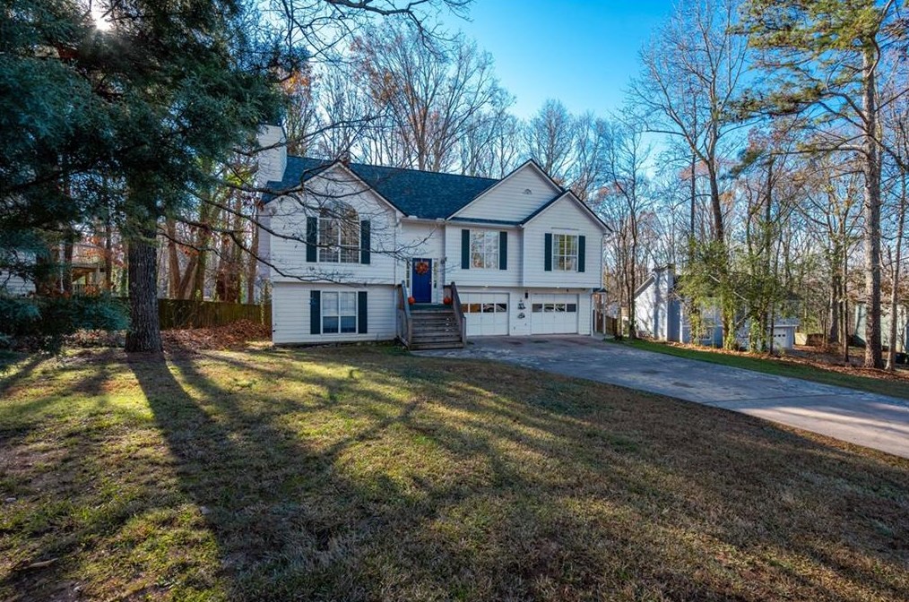 6540 Remington Dr, Cumming, GA 30040-9199