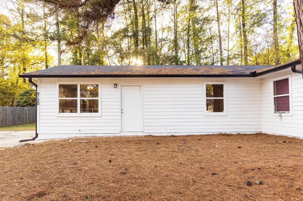 9120 Bent Pine Ct Ne, Porterdale, GA 30014