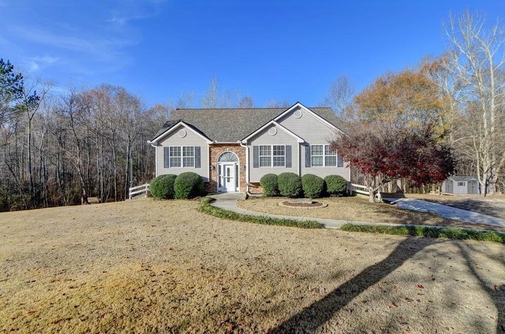 1446 Princeton Dr, Statham, GA 30666