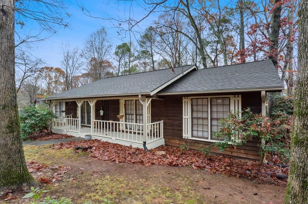 134 Hartwood Dr, Holly Springs, GA 30189-3414