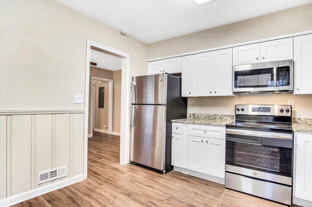 1624 Linda Dr, Decatur GA  30032-3510 exterior