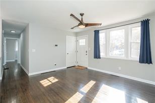 3421 Villa Cir SE - Photo 14