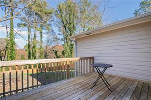 3421 Villa Cir SE - Photo 8