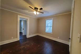 945 Deckner Ave SW - Photo 10