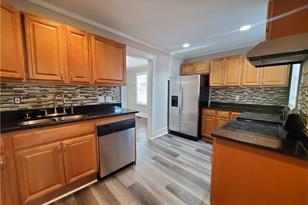 945 Deckner Ave SW - Photo 4