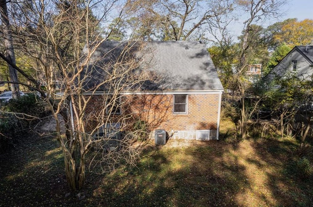 1644 Columbia Cir, Decatur GA  30032-4607 exterior