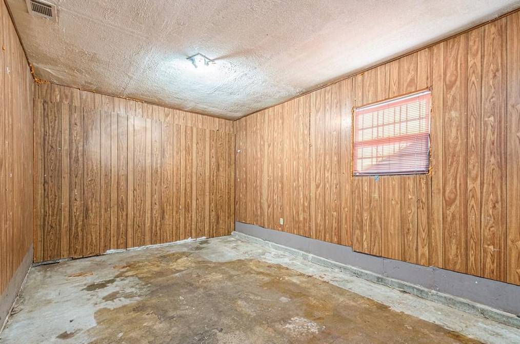 2071 Bluffton Way, Decatur GA  30035-2306 exterior