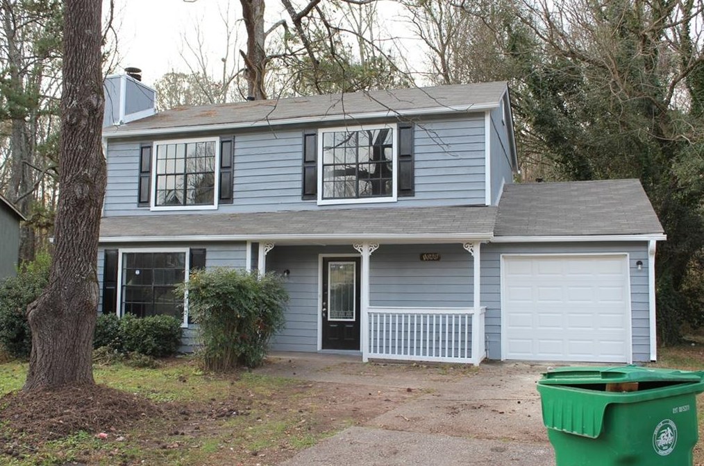 1068 Parkwest Ct, Stone Mountain, GA 30088