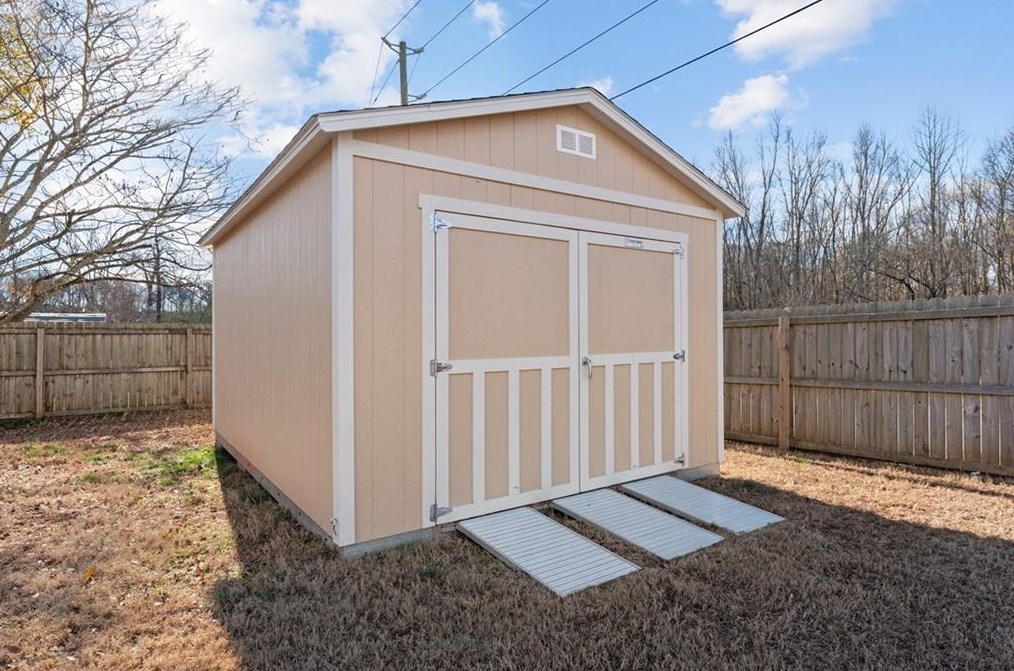931 Jefferson Walk Cir, Jefferson GA  30549-5586 exterior
