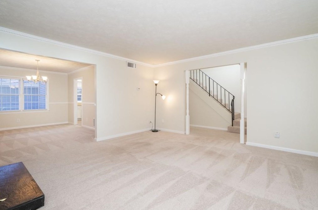 2902 Lavista Way, Decatur GA  30033-1108 exterior