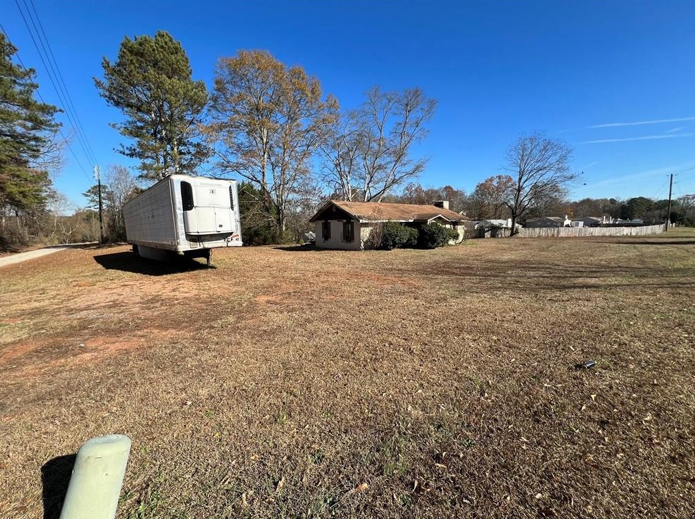 211 Tanners Bridge Rd, Bethlehem, GA 30620