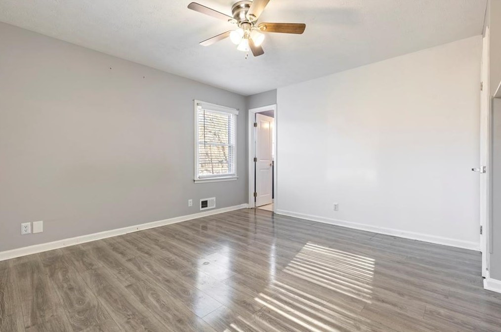 618 Rae Dr, Lawrenceville GA  30044-5641 exterior