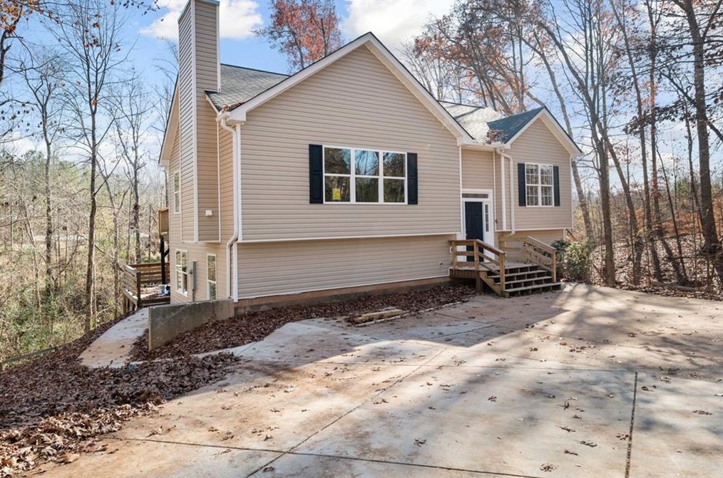 1843 Davenport Rd, Braselton, GA 30517