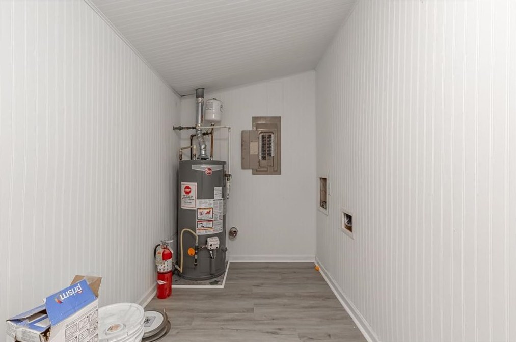 2018 Austin Dr, Decatur GA  30032-6103 exterior