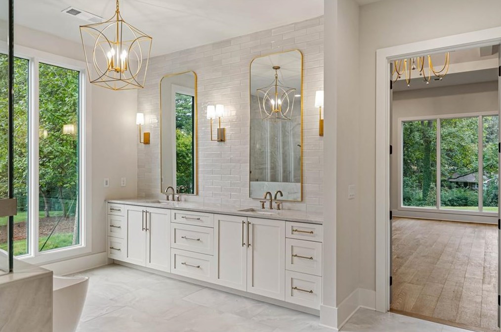 135 Mayfield Cir, Alpharetta GA  30009-1533 exterior