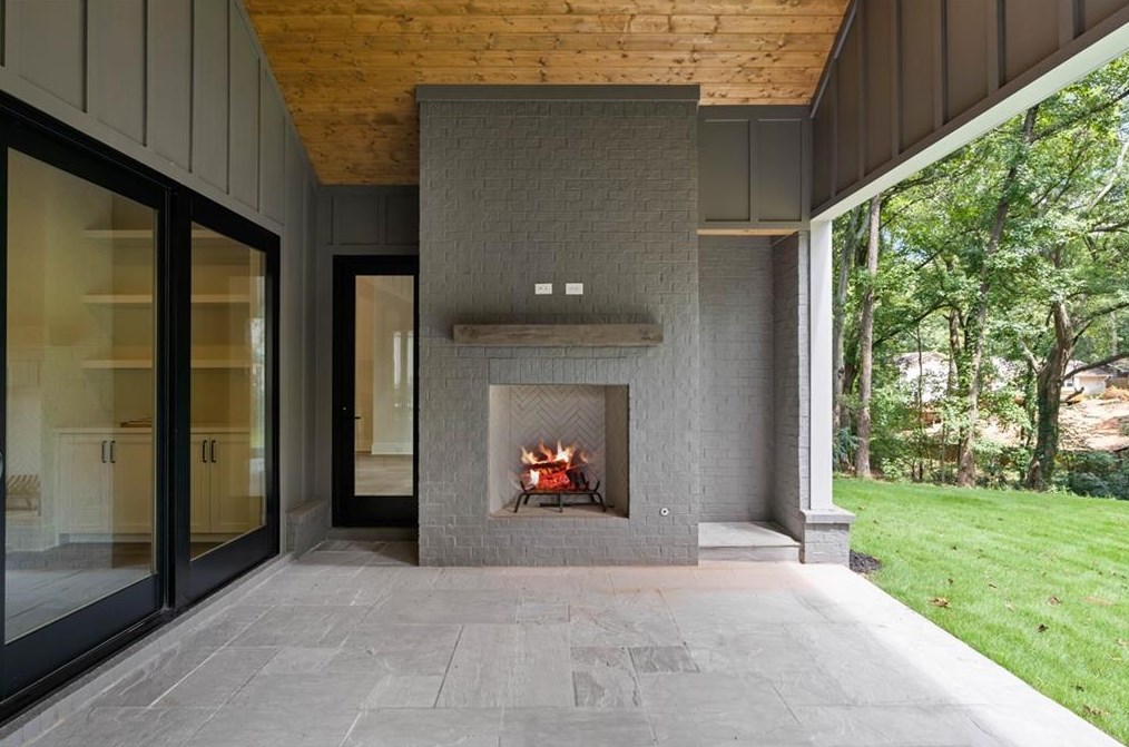 135 Mayfield Cir, Alpharetta GA  30009-1533 exterior