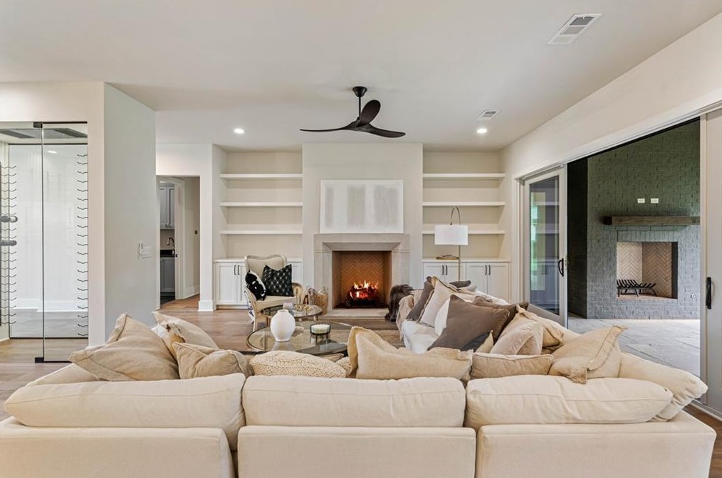 135 Mayfield Cir, Alpharetta GA  30009-1533 exterior