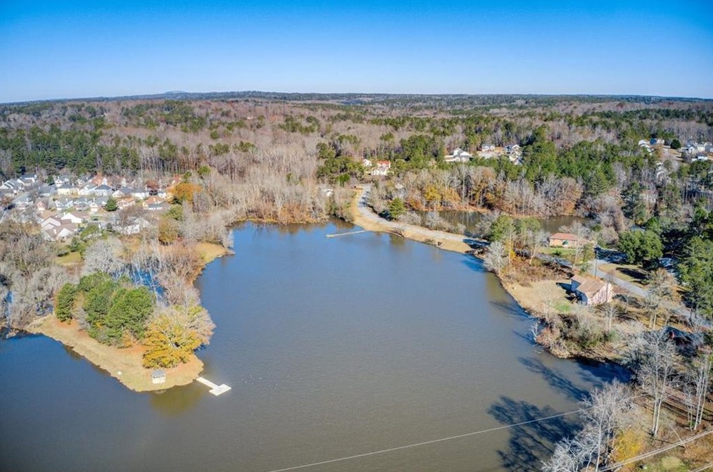 6753 Browns Ml Fry Ct, Lithonia GA 30038-4521 exterior