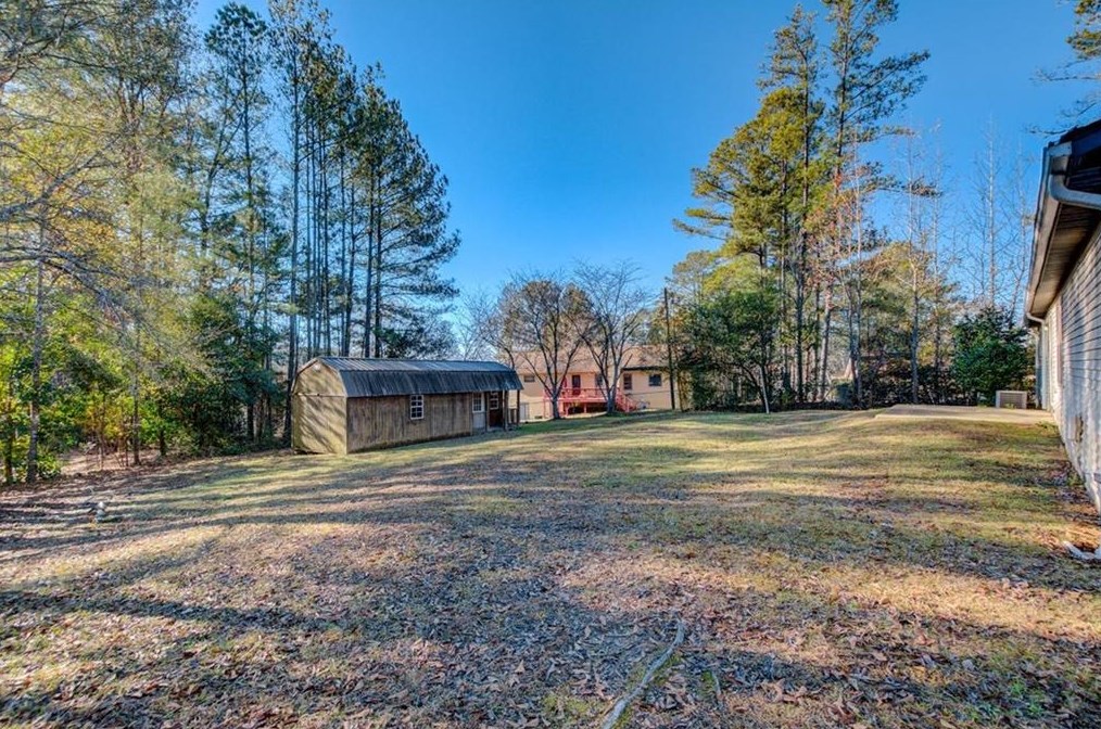 6753 Browns Ml Fry Ct, Lithonia GA 30038-4521 exterior