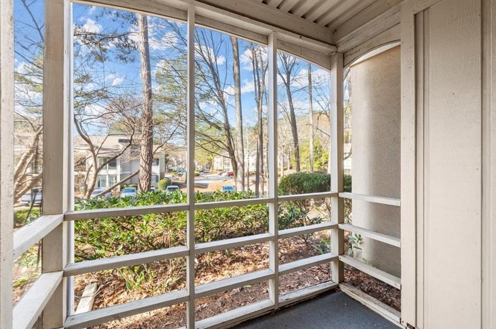 4002 Wingate Way, Atlanta GA  30350-4970 exterior