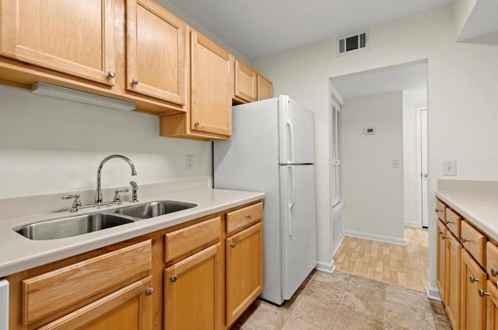 4002 Wingate Way, Atlanta GA  30350-4970 exterior