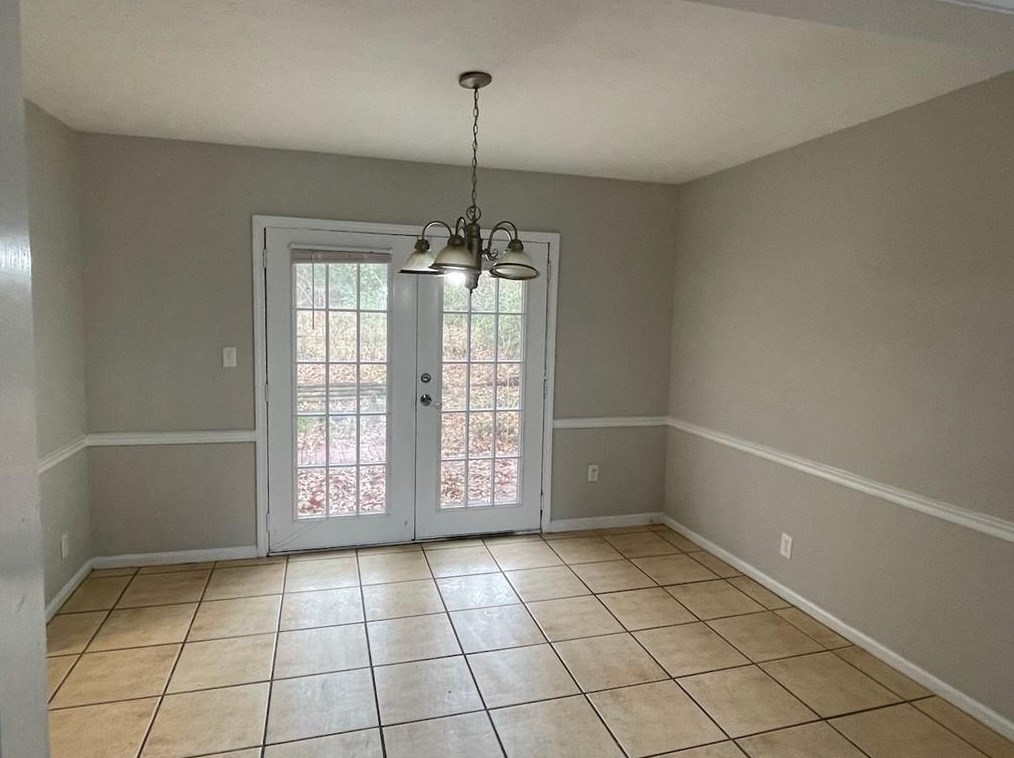 3136 Pheasant Dr, Decatur GA  30034-4408 exterior