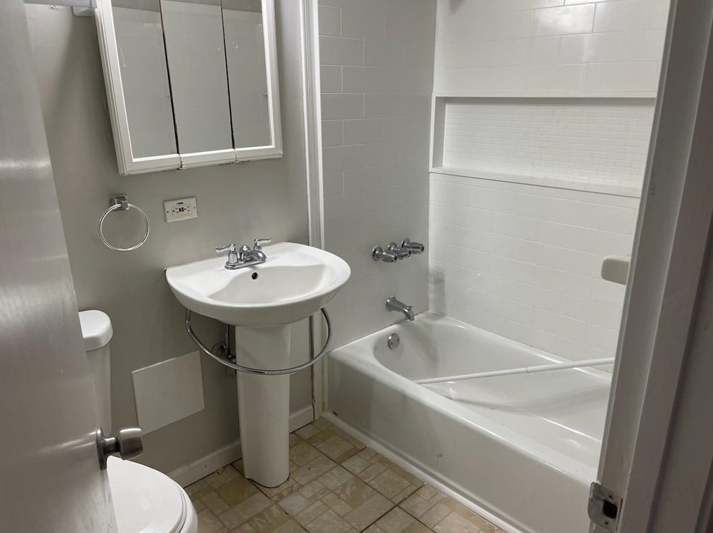 3136 Pheasant Dr, Decatur GA  30034-4408 exterior