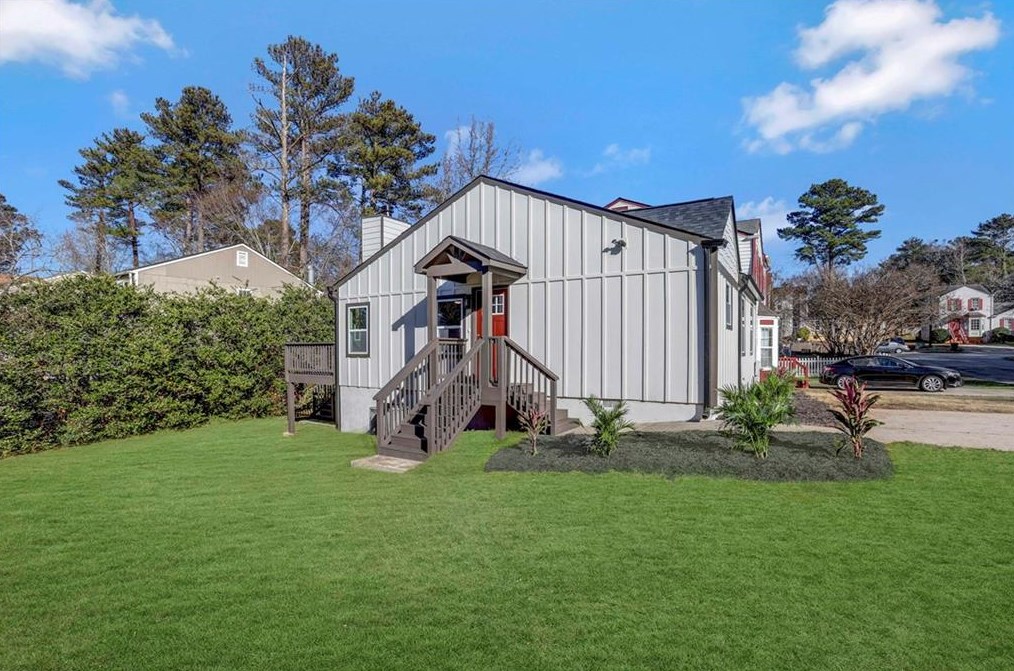 3242 Kingswood Gln, Decatur GA  30034-6709 exterior