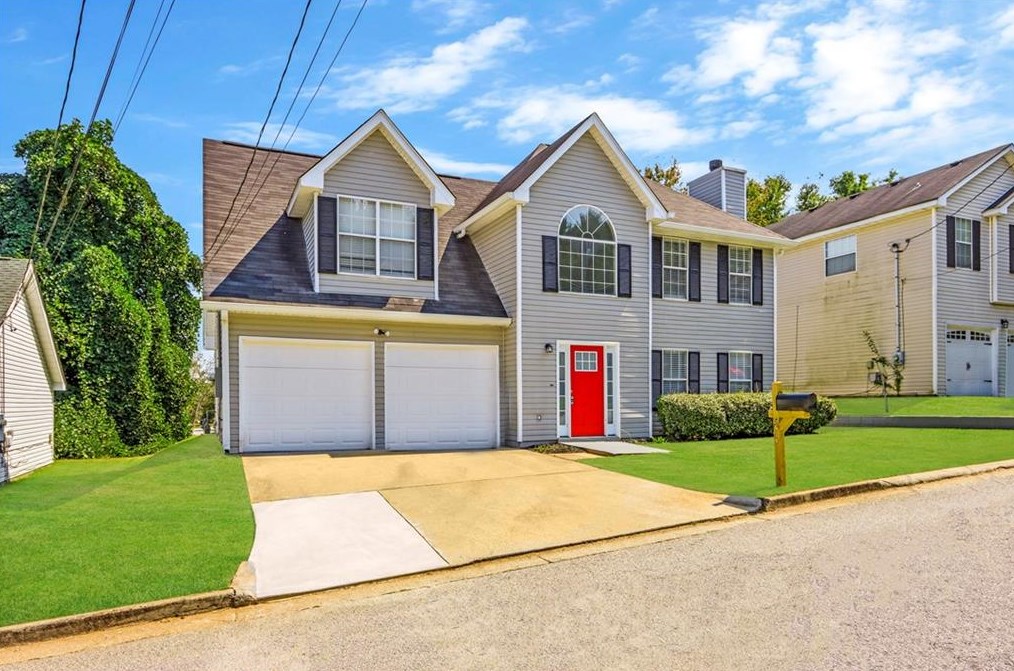 5618 Wellborn Creek Dr, Lithonia, GA 30058