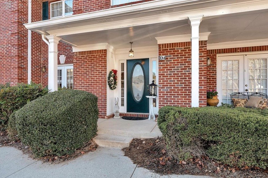 2075 Pine Tree #d4, Buford, GA 30518