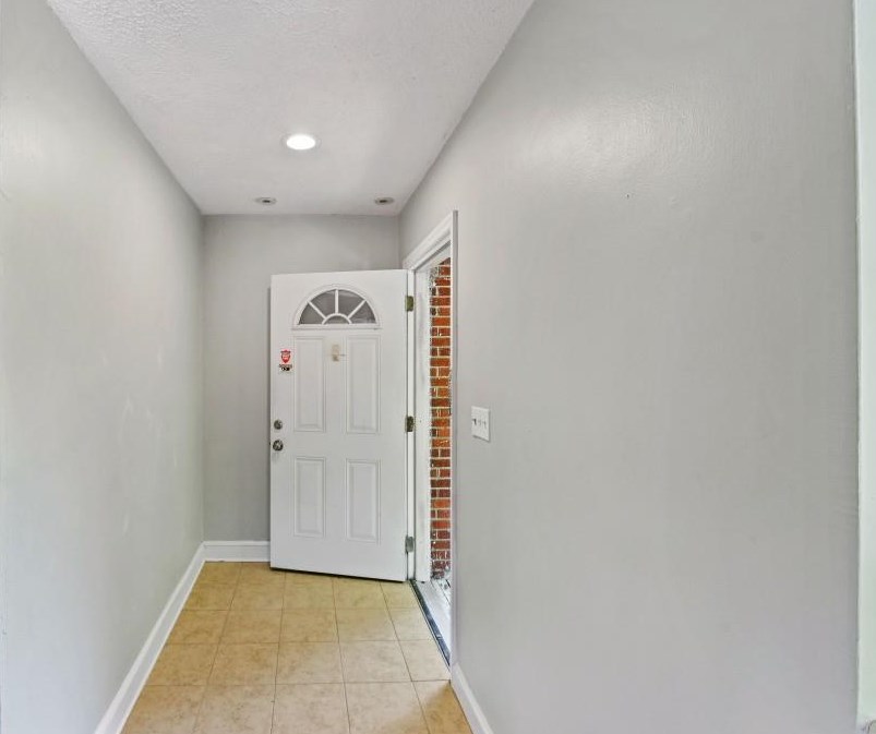 1995 Ponce De Leon Ave, Atlanta GA  30307-1337 exterior