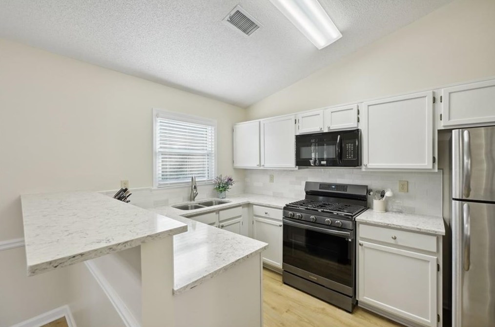 876 Wheatfields Ct, Decatur GA  30030-5306 exterior