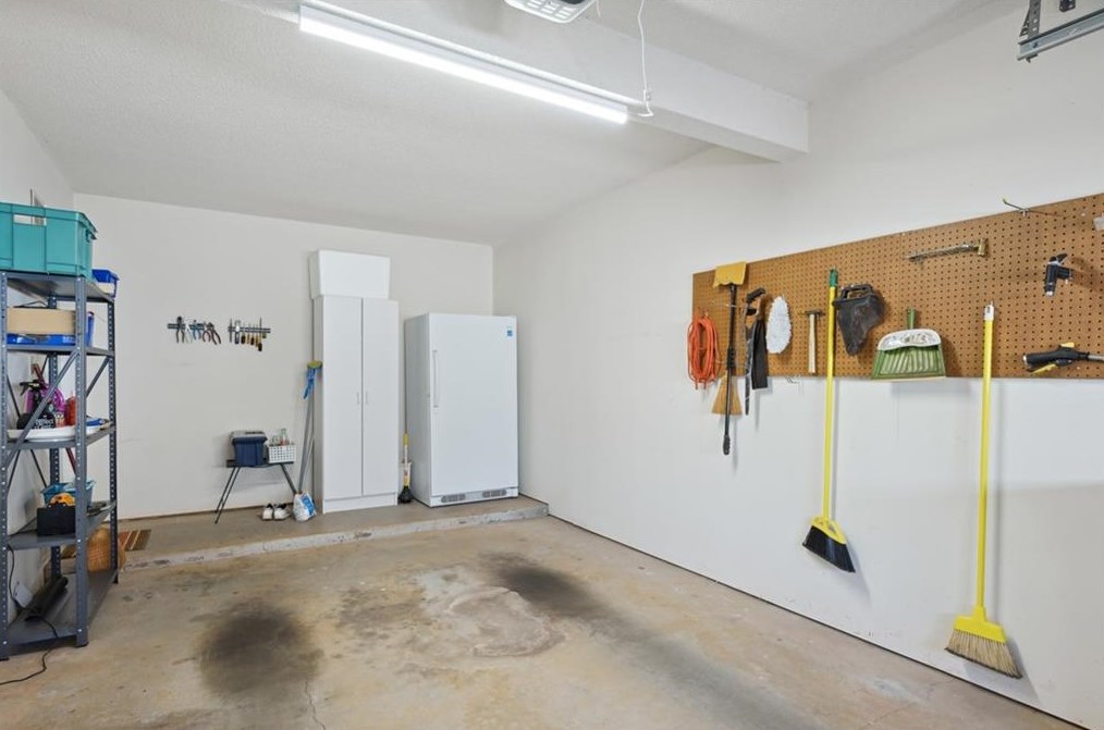 876 Wheatfields Ct, Decatur GA  30030-5306 exterior