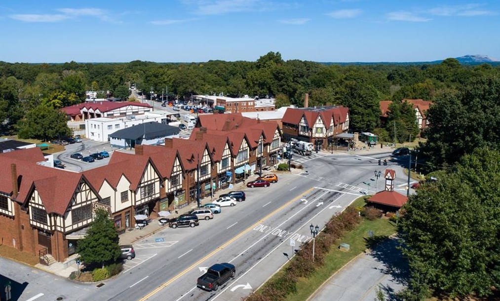 876 Wheatfields Ct, Decatur GA  30030-5306 exterior