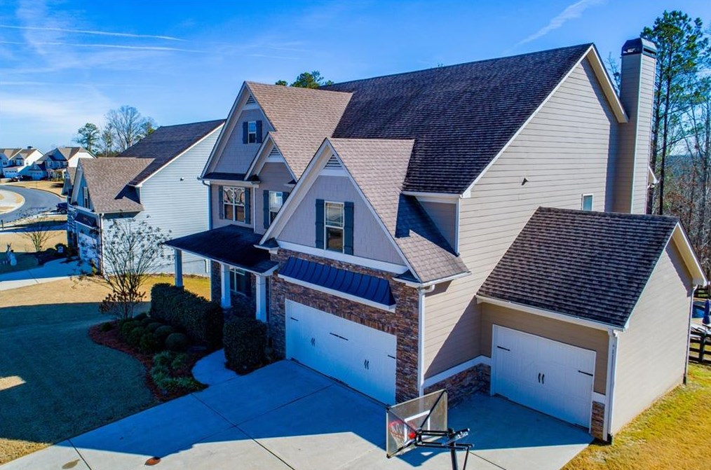 564 Riverwalk Manor Dr, Dallas, GA 30132