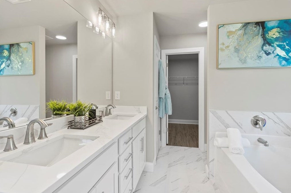 2816 Lincoln Dr, Decatur GA  30033-5810 exterior