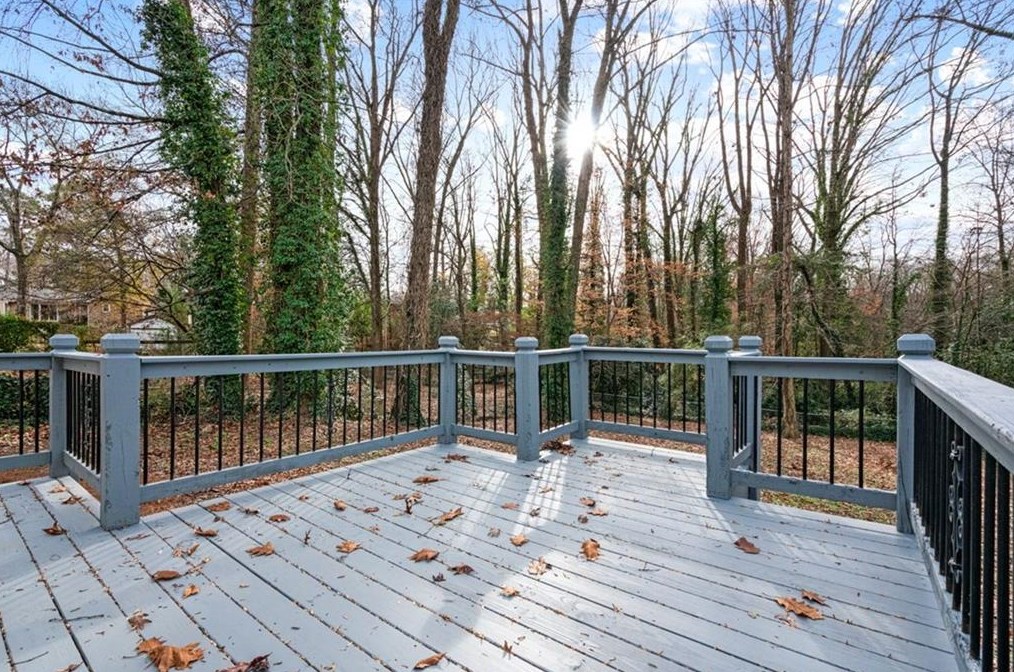 2437 Glendale Dr, Decatur GA  30032-5818 exterior