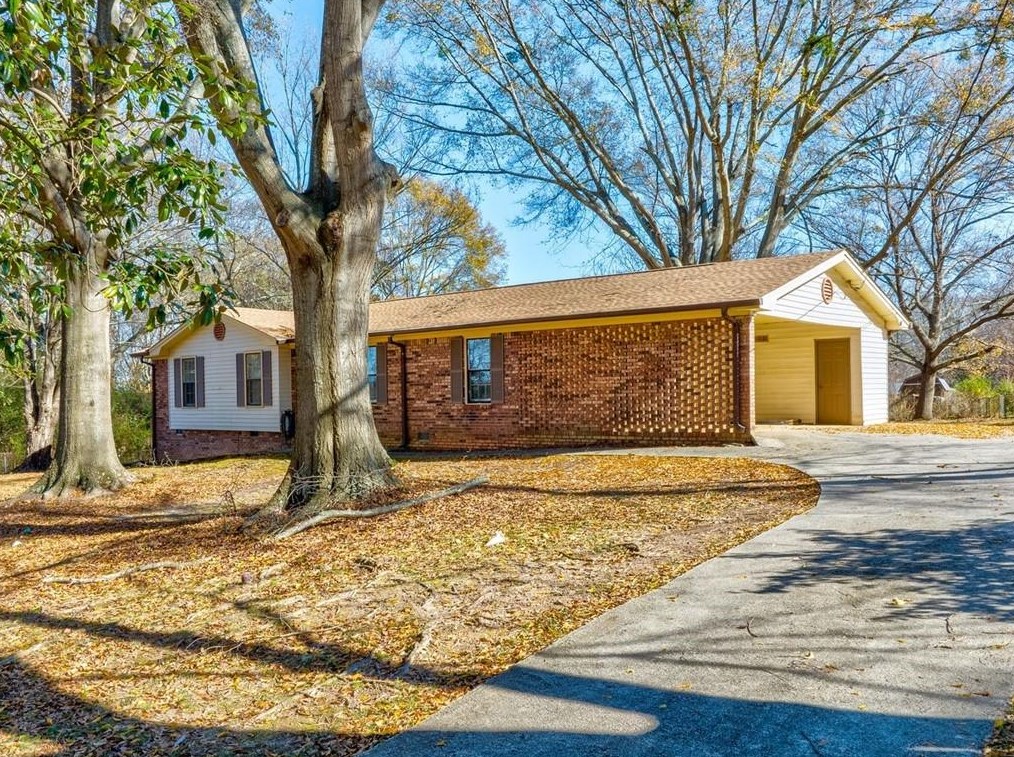 3263 Lauada Ct, Douglasville, GA 30135-2412