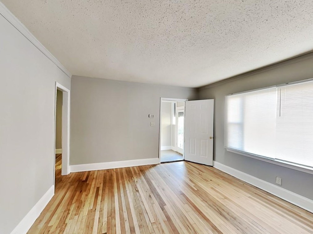 450 Westmeath Dr, Atlanta GA  30310-1534 exterior