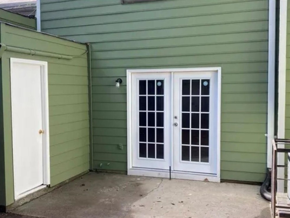 3797 Travis Trce, Decatur GA  30032-2337 exterior