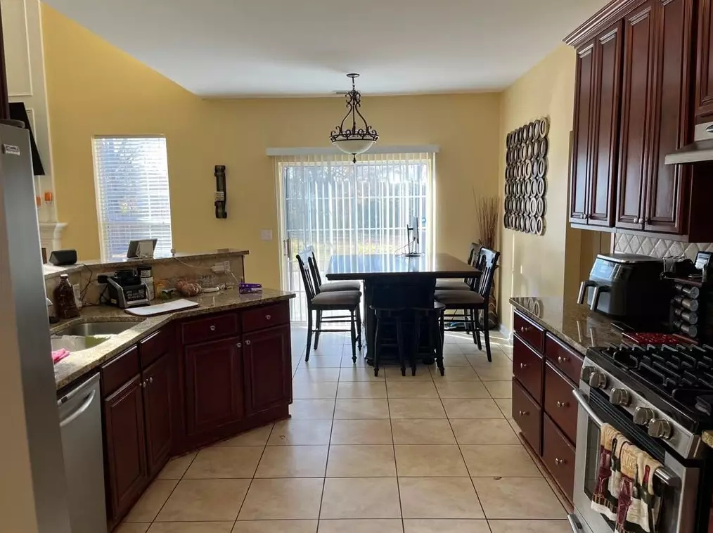 5044 Huntcrest Dr, Mableton GA  30126-2065 exterior