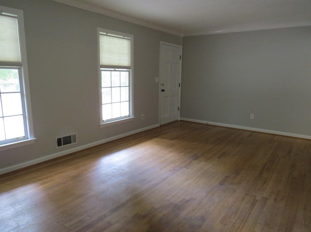 2819 Hollywood Dr, Decatur GA  30033-5020 exterior