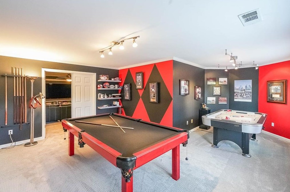 245 Bentwater Dr, Acworth GA  30101-8565 exterior