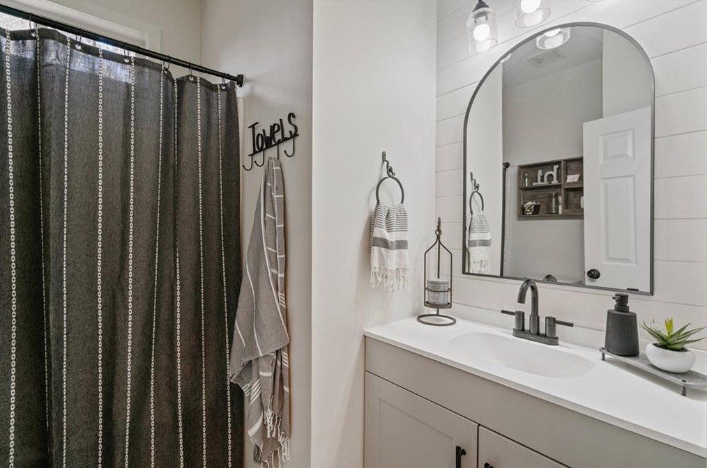 322 Holland Creek Ct, Powder Springs GA  30127-6304 exterior