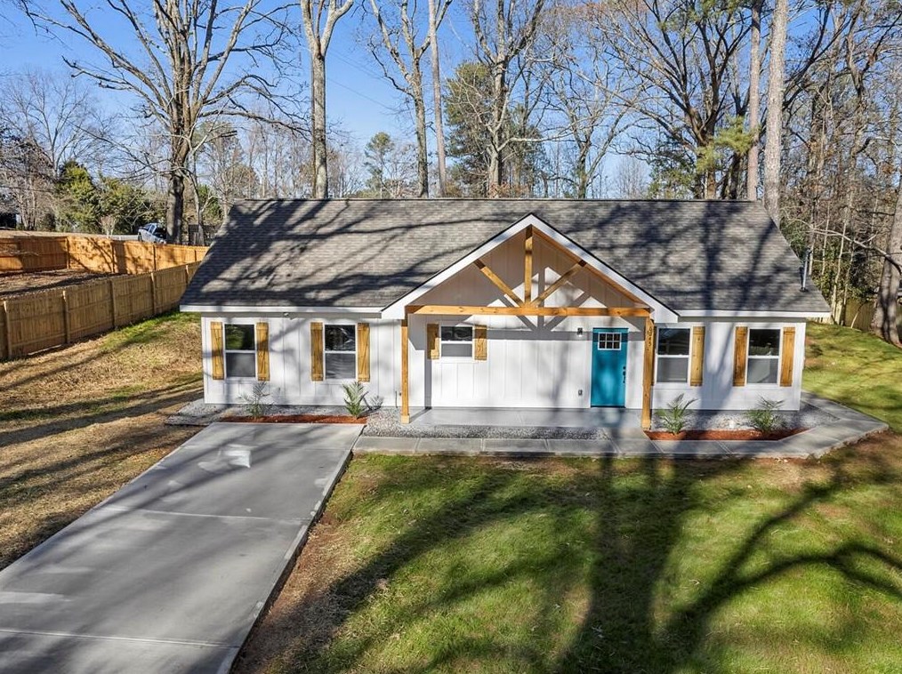 6645 Starling Dr Sw, Mableton, GA 30126